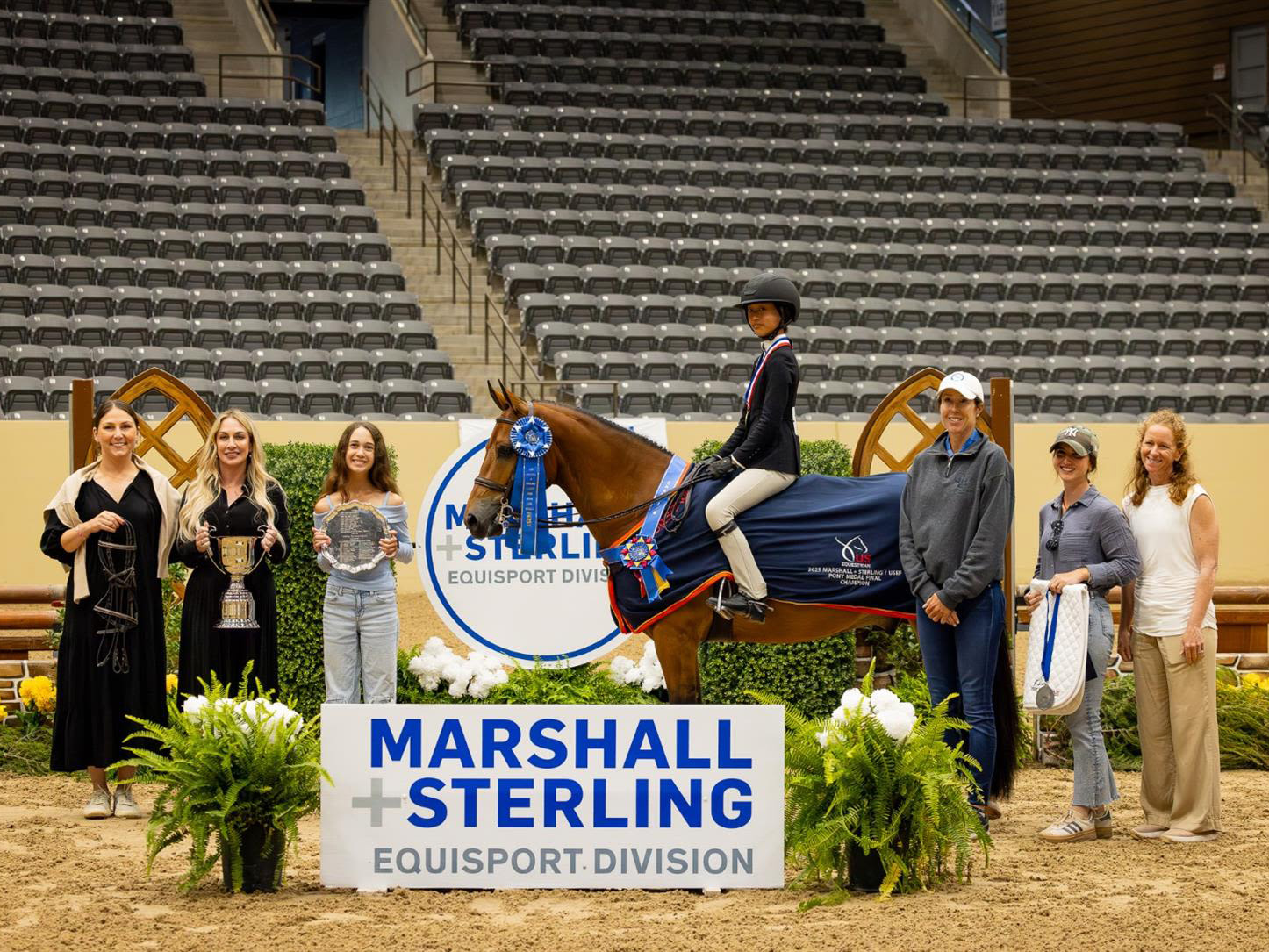 cisy-zhou-pony-medal-presentation_large-1